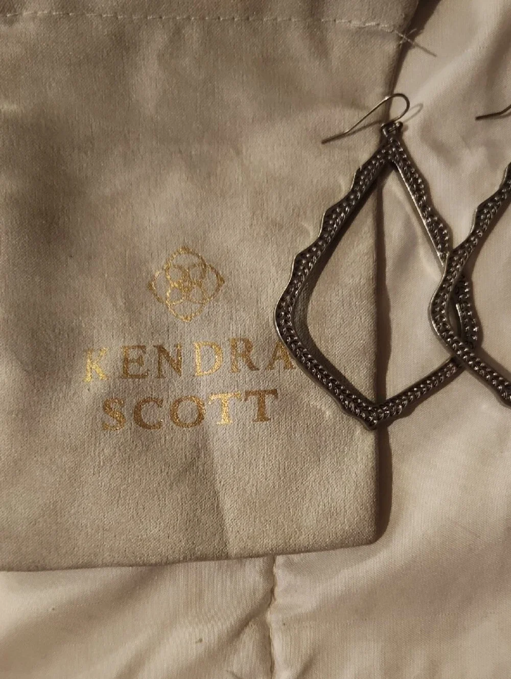 Kendra Scott Textured Silver-Tone Open Frame Drop Earrings